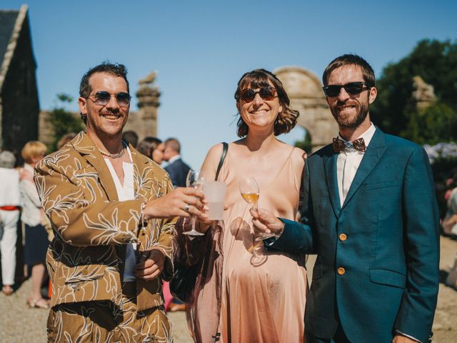 Le mariage de Romain et Clara à Plonévez-Porzay, Finistère 144
