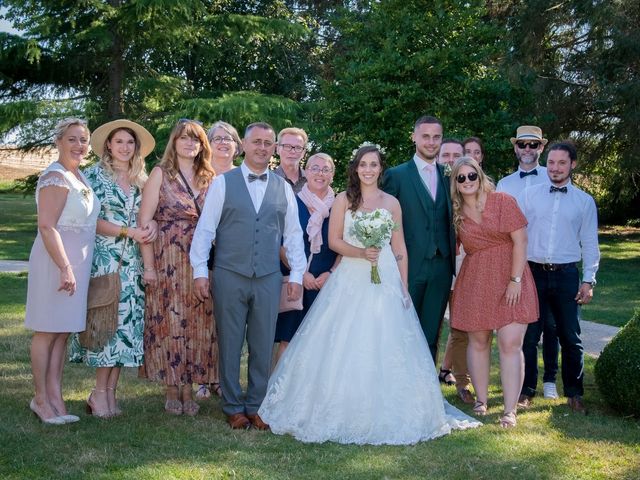 Le mariage de Pierre et Helene à Bosc-le-Hard, Seine-Maritime 35