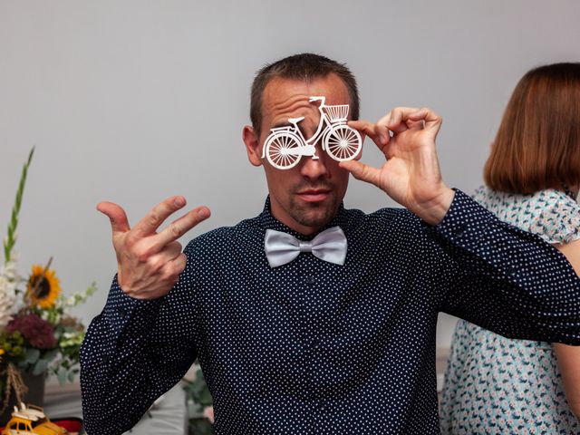 Le mariage de Sebastien et Anne à Hazebrouck, Nord 60