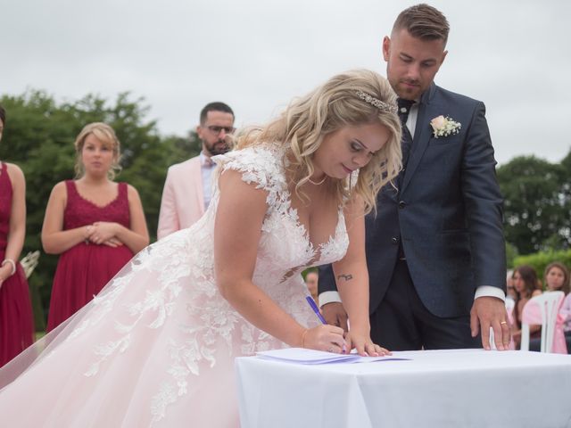 Le mariage de Kevin et Marie à Saint-Avé, Morbihan 36