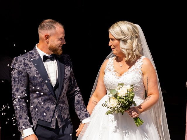 Le mariage de Kimberley et Alexis à Écury-sur-Coole, Marne 21