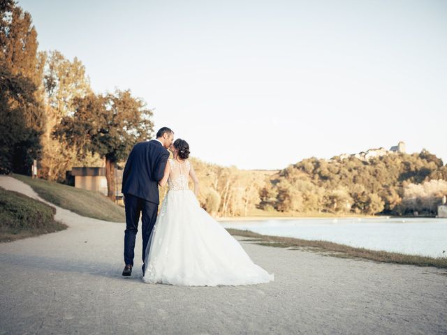 Le mariage de Valentin et Julie à Lissac-sur-Couze, Corrèze 16