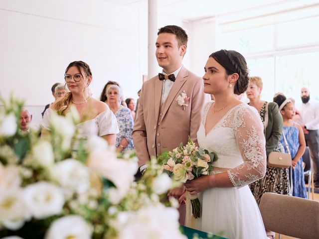 Le mariage de Amélie et Mathieu à Bourgoin-Jallieu, Isère 37