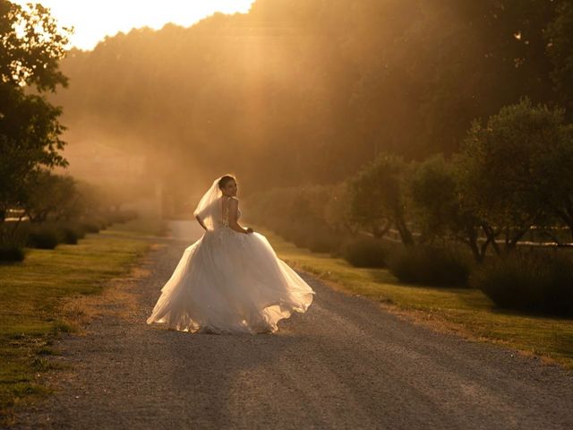 Le mariage de Julien et Chloé  à Céreste, Alpes-de-Haute-Provence 1