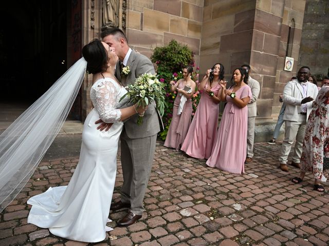 Le mariage de Lucas et Johanna à Niederhaslach, Bas Rhin 7