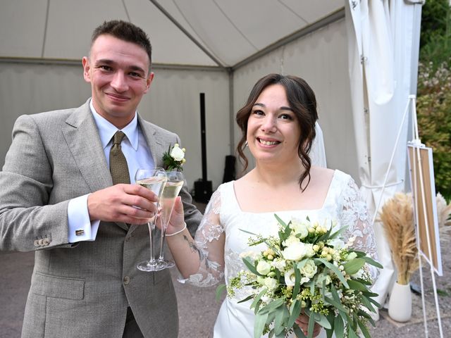 Le mariage de Lucas et Johanna à Niederhaslach, Bas Rhin 8