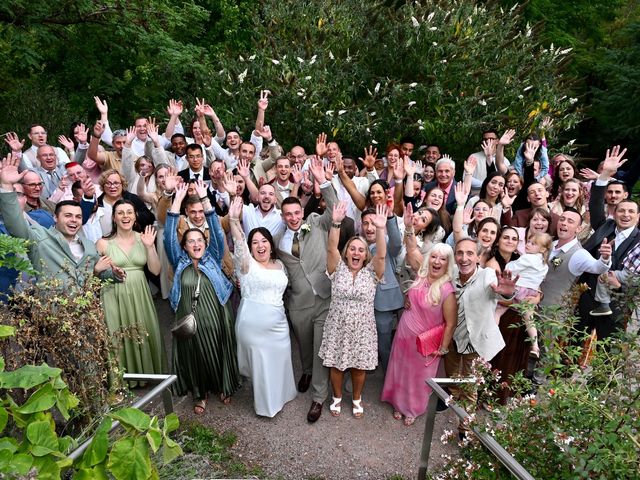 Le mariage de Lucas et Johanna à Niederhaslach, Bas Rhin 12