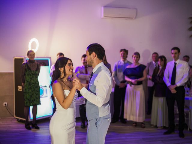 Le mariage de Victor et Kirsten à Peypin, Bouches-du-Rhône 4