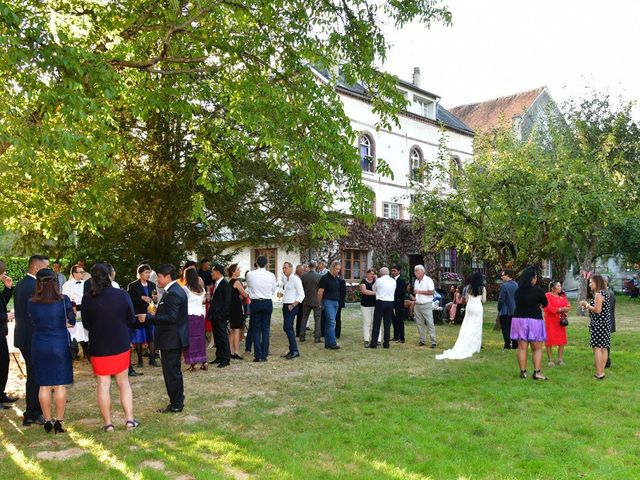 Le mariage de Chenglei et Li Hua à Villeneuve-l&apos;Archevêque, Yonne 23