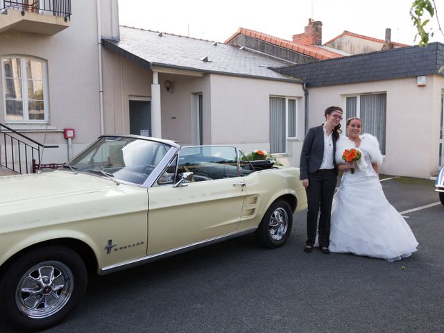 Le mariage de Cécile et Élodie à La Séguinière, Maine et Loire 15