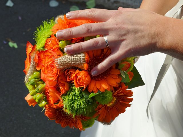 Le mariage de Cécile et Élodie à La Séguinière, Maine et Loire 23