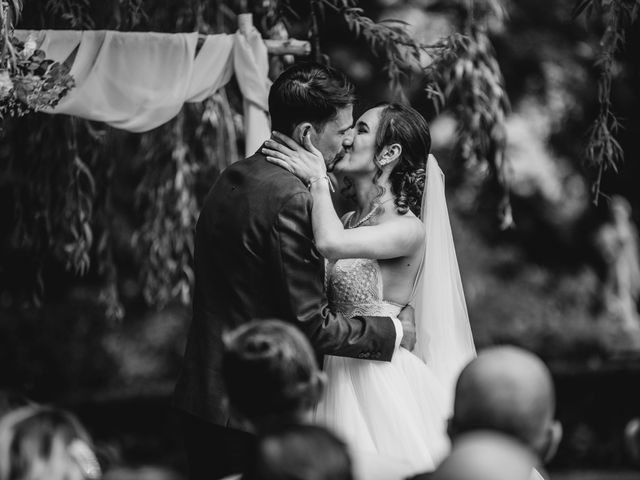 Le mariage de Alexandre et Leïla à Saint-Thomas-en-Royans, Drôme 18