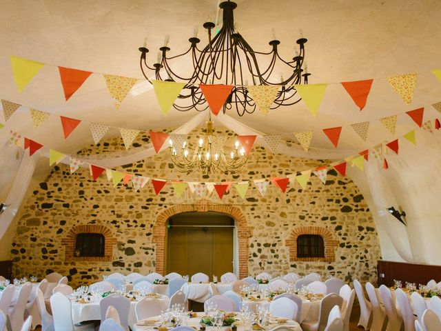 Le mariage de Luc et Sophie à Montaigut-le-Blanc, Puy-de-Dôme 31