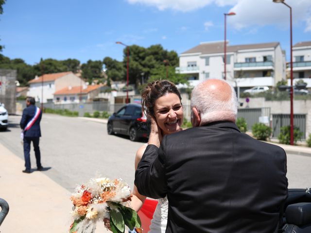 Le mariage de Adrien et Carole à Jouques, Bouches-du-Rhône 15