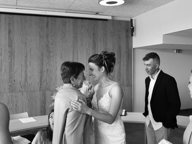 Le mariage de Adrien et Carole à Jouques, Bouches-du-Rhône 23