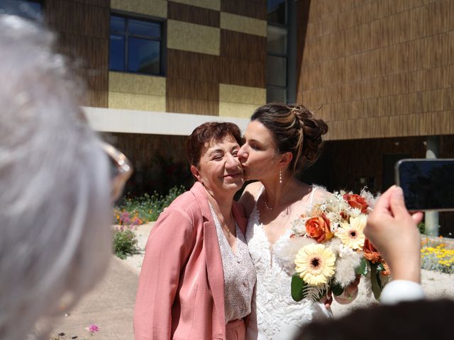 Le mariage de Adrien et Carole à Jouques, Bouches-du-Rhône 27