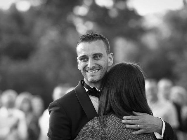 Le mariage de Adrien et Carole à Jouques, Bouches-du-Rhône 56
