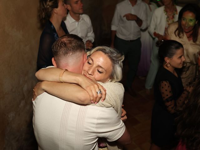 Le mariage de Adrien et Carole à Jouques, Bouches-du-Rhône 66