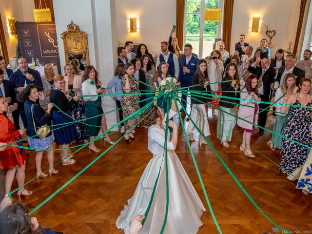 Le mariage de Pierre et Solenne à Lunay, Loir-et-Cher 8