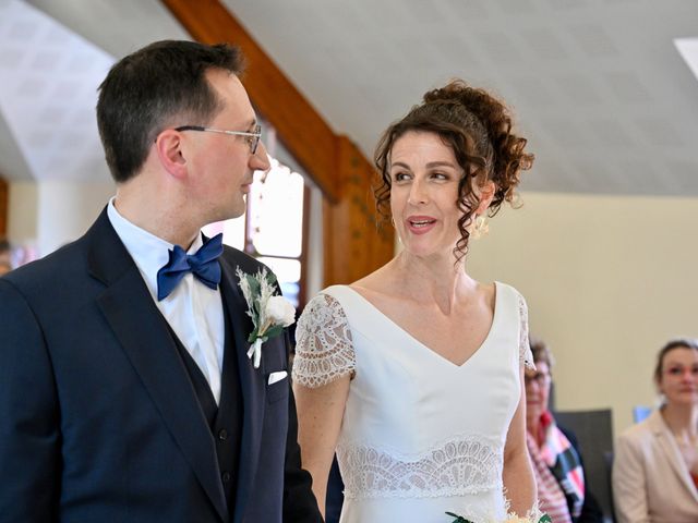 Le mariage de Alban et Marie Noëlle à Saessolsheim, Bas Rhin 5