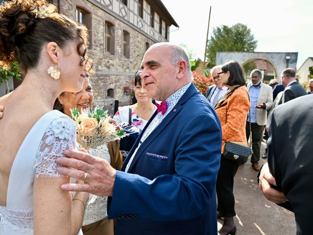 Le mariage de Alban et Marie Noëlle à Saessolsheim, Bas Rhin 13