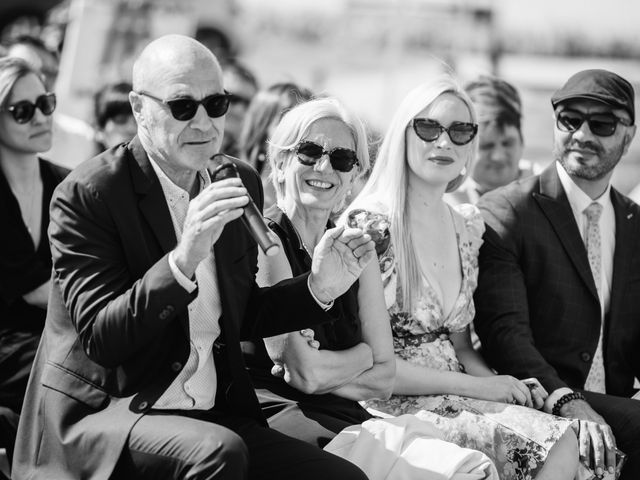 Le mariage de Julien et Pauline à Saint-Lager, Rhône 30