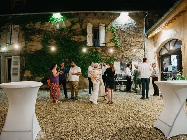 Le mariage de Julien et Pauline à Saint-Lager, Rhône 79