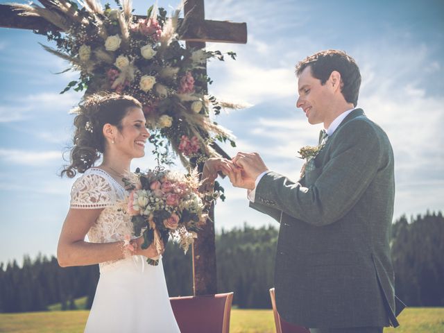 Le mariage de Clément et Juliette à Chapelle-des-Bois, Doubs 26