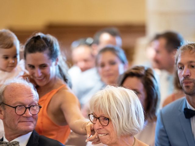 Le mariage de Antoine et Perrine à Blaye, Gironde 5