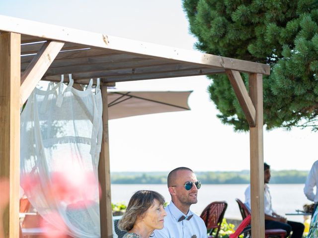 Le mariage de Antoine et Perrine à Blaye, Gironde 23