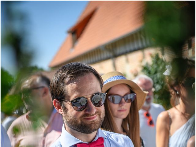 Le mariage de Anthony et Élise à Quillebeuf-sur-Seine, Eure 24