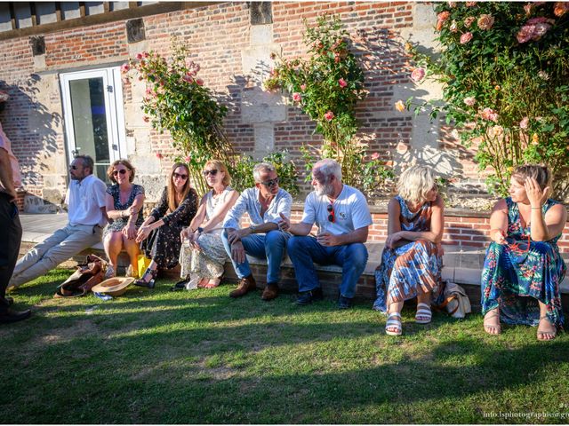 Le mariage de Anthony et Élise à Quillebeuf-sur-Seine, Eure 34