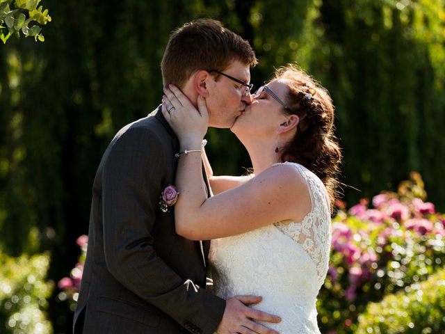 Le mariage de Olivier et Amélie à Bardouville, Seine-Maritime 54