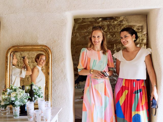 Le mariage de Olivia et Nizar à Grignan, Drôme 13