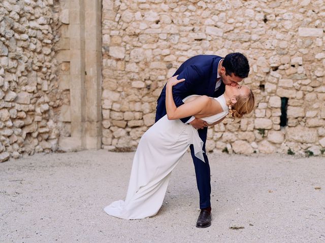 Le mariage de Olivia et Nizar à Grignan, Drôme 44
