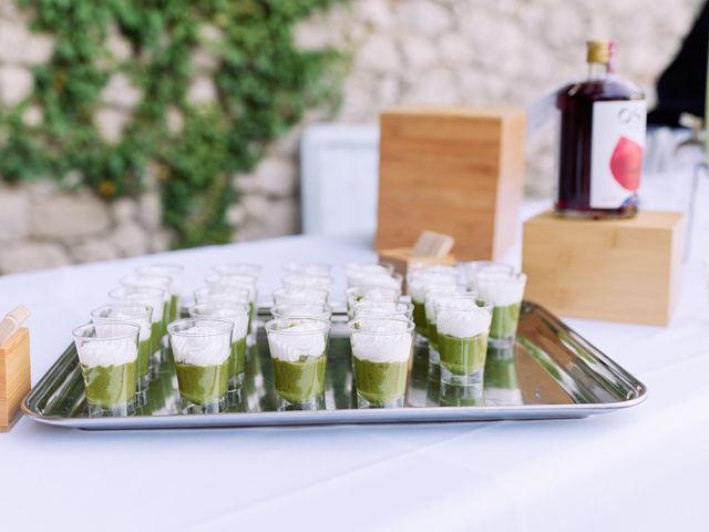 Le mariage de Olivia et Nizar à Grignan, Drôme 52
