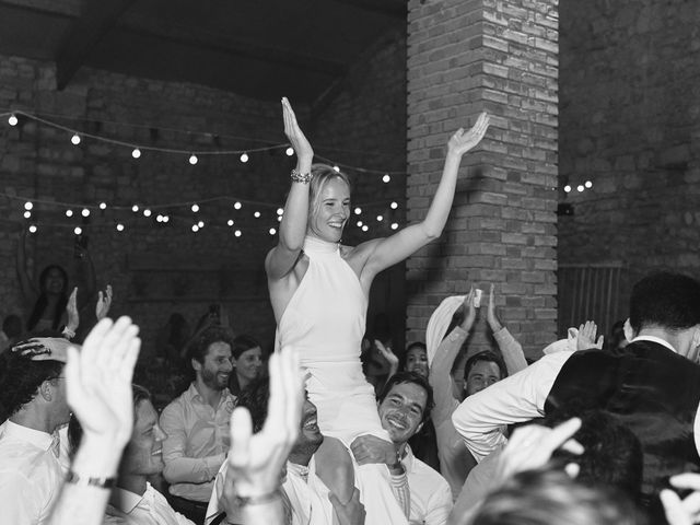 Le mariage de Olivia et Nizar à Grignan, Drôme 61