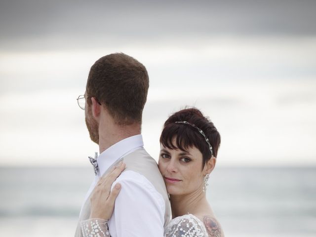Le mariage de Mickael et Nastasia à Plouguin, Finistère 17