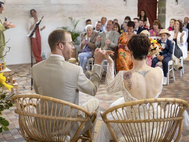 Le mariage de Mickael et Nastasia à Plouguin, Finistère 30