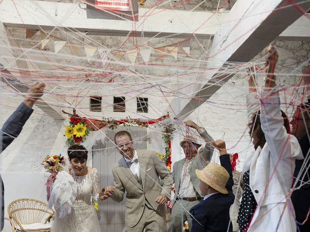 Le mariage de Mickael et Nastasia à Plouguin, Finistère 40