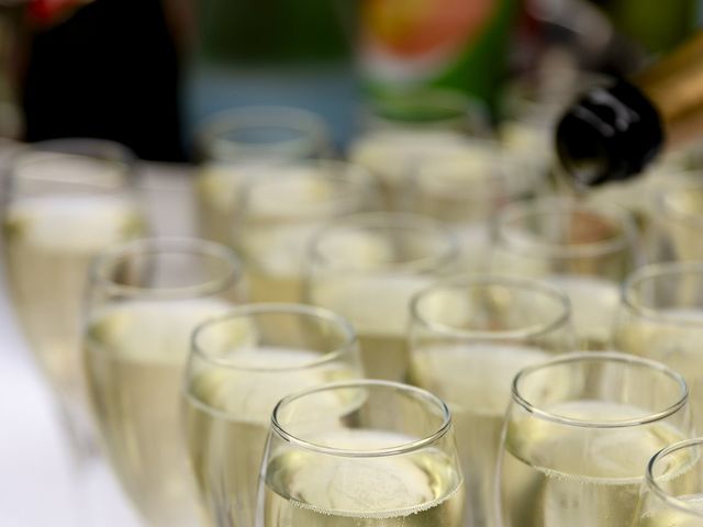 Le mariage de Mickael et Nastasia à Plouguin, Finistère 42