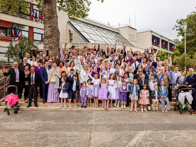 Le mariage de Adrien et Jade à Carrières-sous-Poissy, Yvelines 47