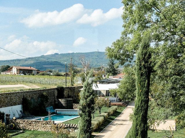 Le mariage de Benjamin et Son à Villié-Morgon, Rhône 4