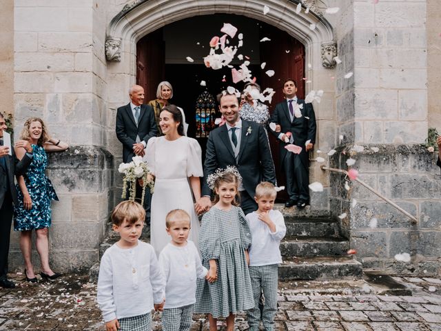 Le mariage de Jean-Gabriel et Mélanie à Génillé, Indre-et-Loire 33