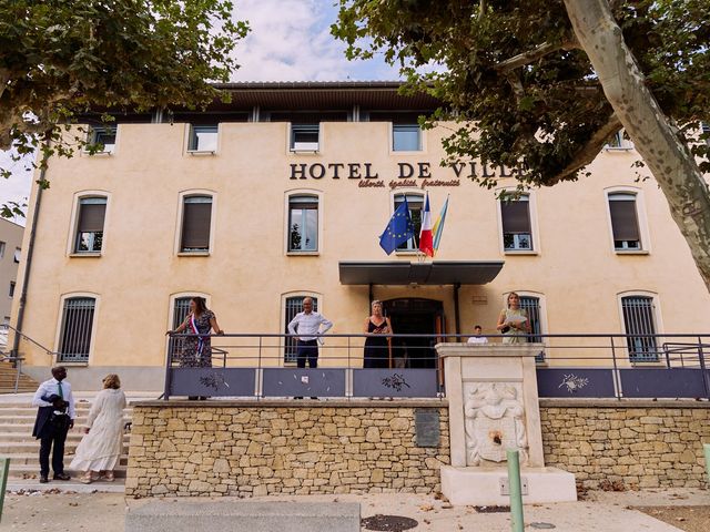 Le mariage de Léna et Cédric à Nyons, Drôme 26