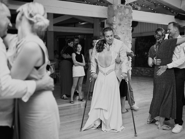 Le mariage de Léna et Cédric à Nyons, Drôme 60