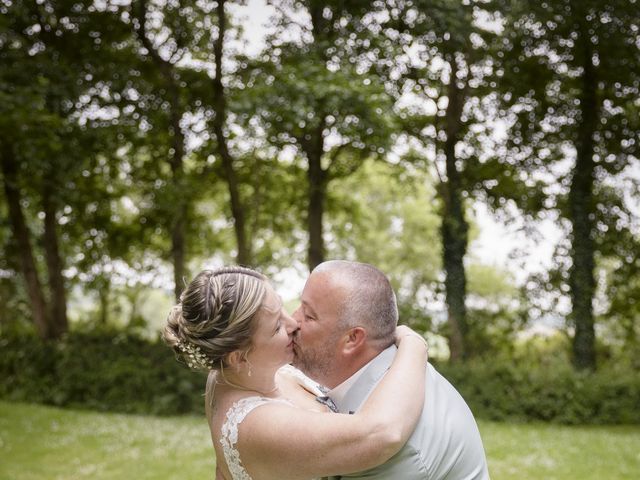 Le mariage de Florian et Sabrina à Milizac, Finistère 6