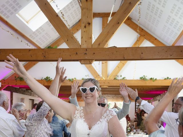 Le mariage de Florian et Sabrina à Milizac, Finistère 32