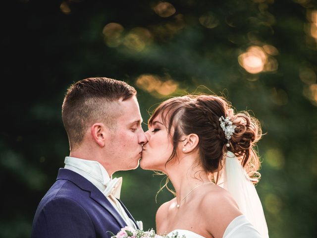 Le mariage de Adrien et Vanessa à Yerres, Essonne 7