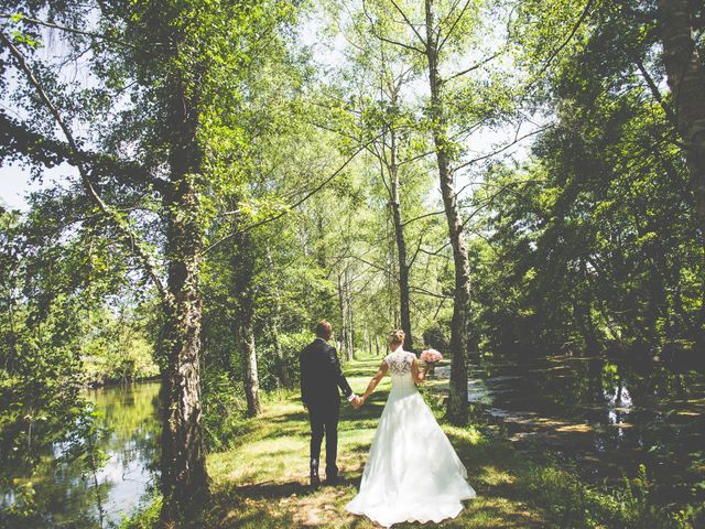 Le mariage de Jérémy et Laura à Épinouze, Drôme 21